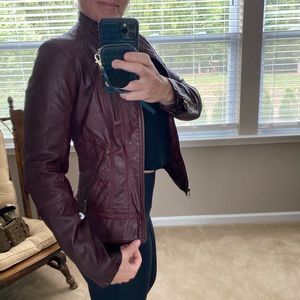 Beautiful vintage women’s gas jacket